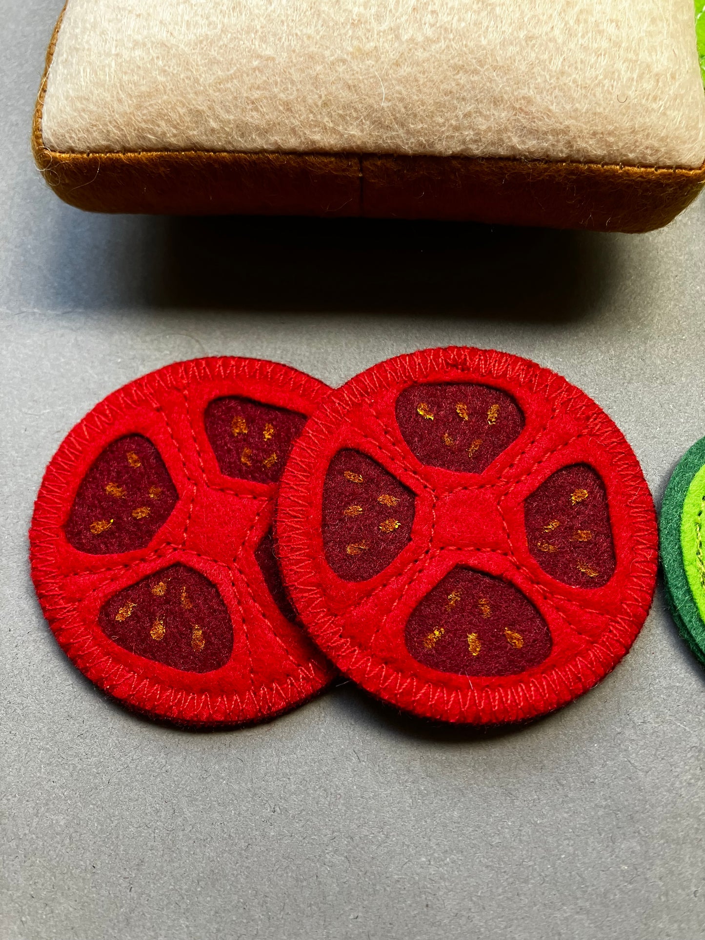 Frühstücks-Spielzeugset: Handgemachtes Montessori-Küchenspielzeug aus Filz
