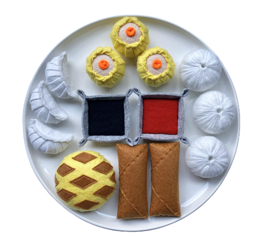 Handmade Dim Sum Felt Play Food Set that includes 7 items lincluding a balo ba